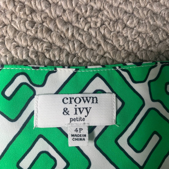 Crown & Ivy‎ Womens Dress Size 4P Green Pink Geometric Kimono Sleeves Shift Work - Picture 9 of 11